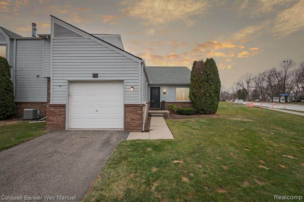 731 Gordon Circle - Photo 1