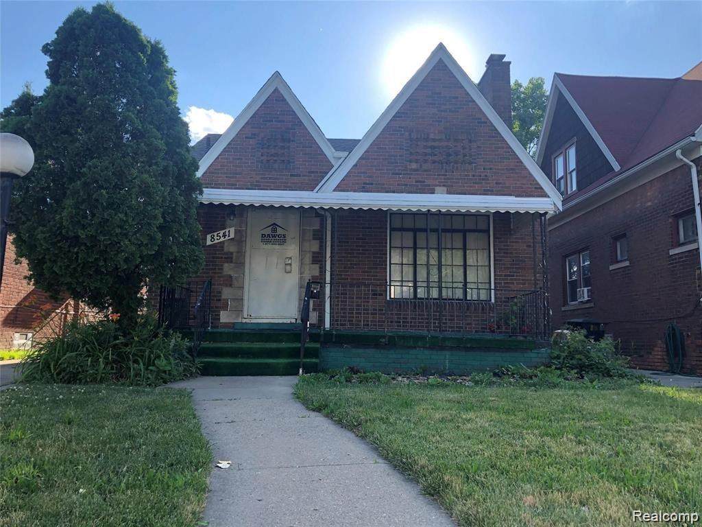 8541 Wisconsin Street - Photo 1