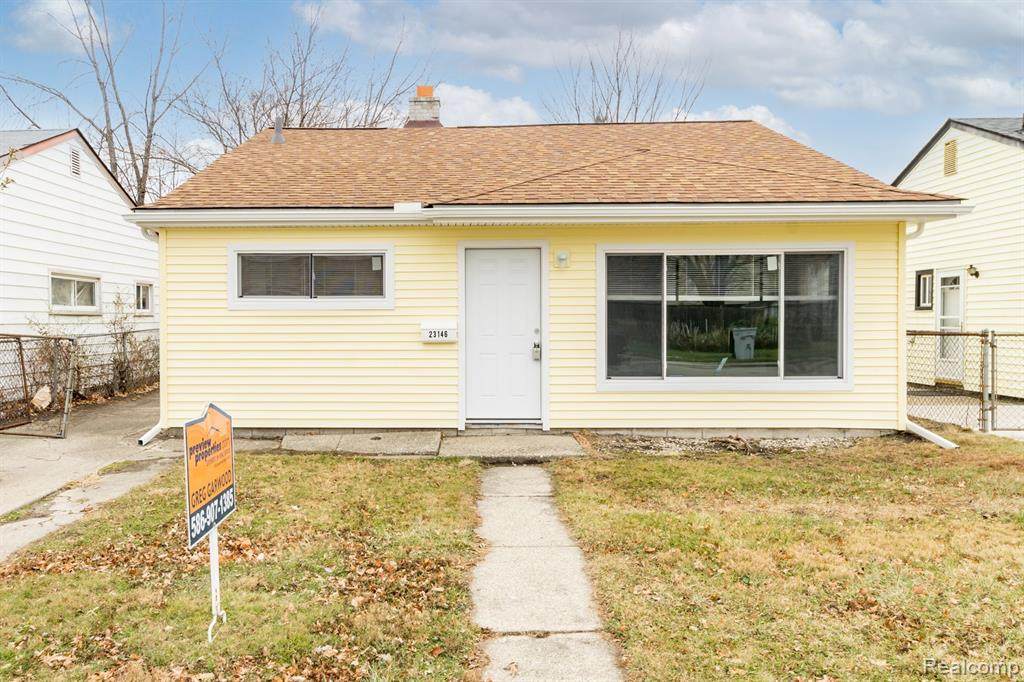 23146 Crossley Avenue - Photo 1