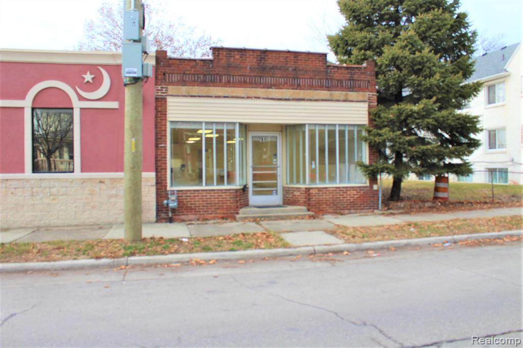 7811 Chase Road - Photo 1