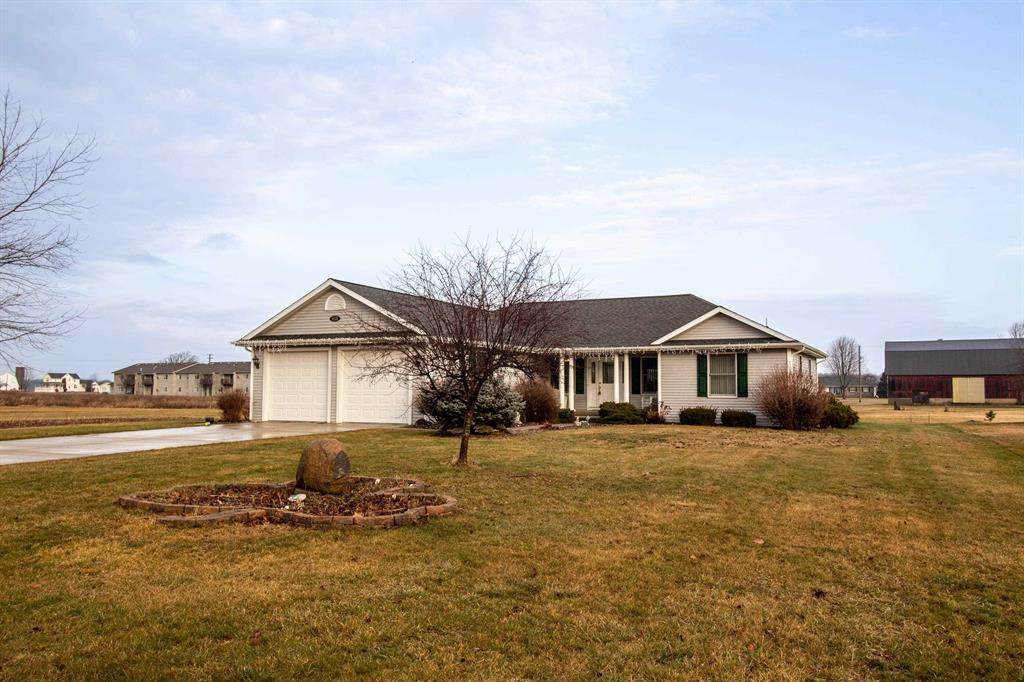 9319 Maple St. - Photo 1
