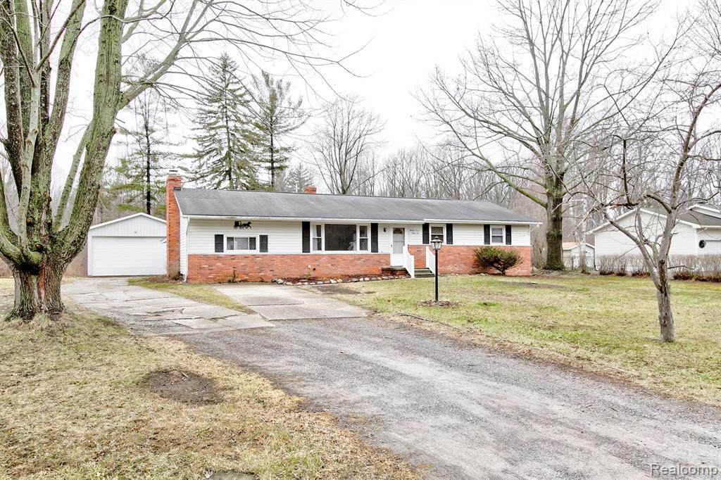 2761 Lewis Drive - Photo 1