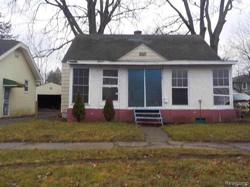 923 Bloor Avenue - Photo 1