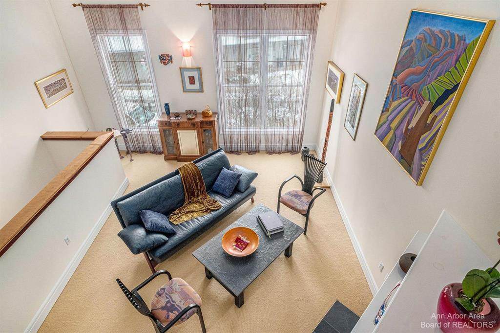 425 Ashley Street - Photo 1