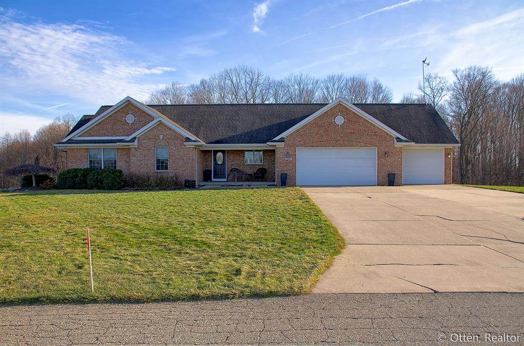 360 Raynes Drive - Photo 1