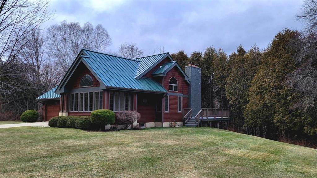 6985 Hillside Place - Photo 1