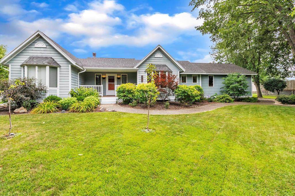 271 Glendale Avenue - Photo 1