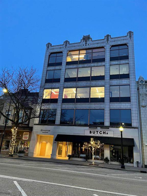 44 8th Street - Photo 1