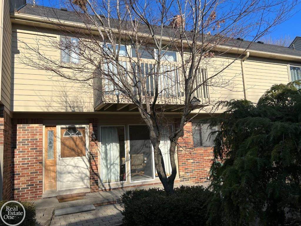 42760 Elizabeth - Photo 1