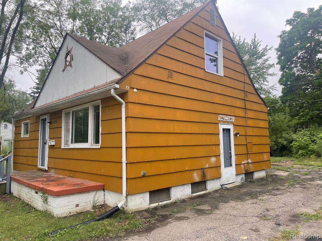 1930 Hosler Street - Photo 1