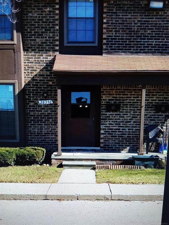 28353 Queens - Photo 1