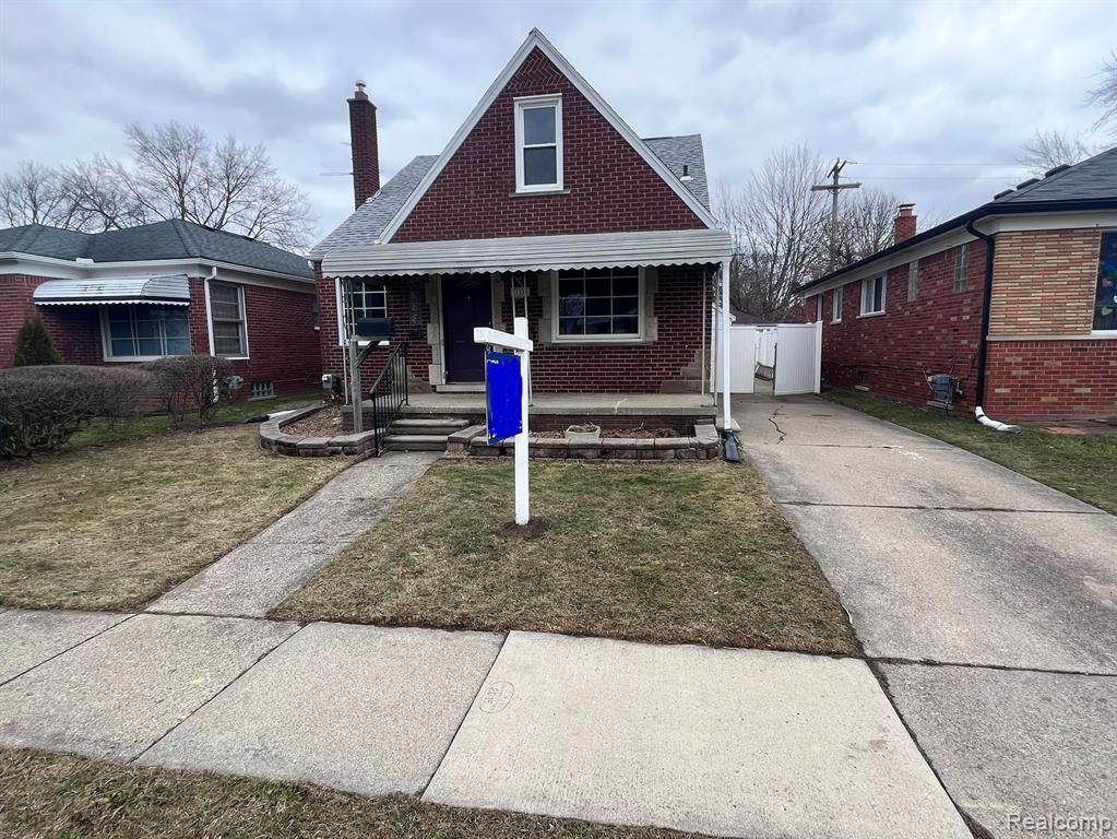 24544 Phlox Avenue - Photo 1