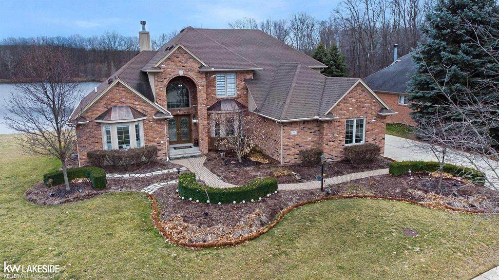 43912 Trillium Dr - Photo 1