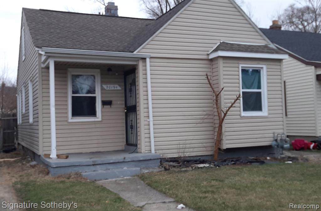 20194 Russell Street - Photo 1