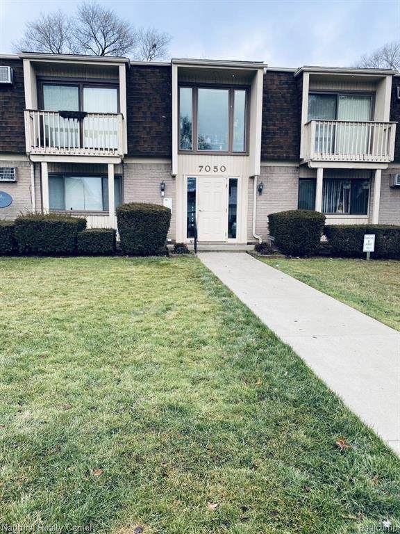 7050 Villa Drive - Photo 1