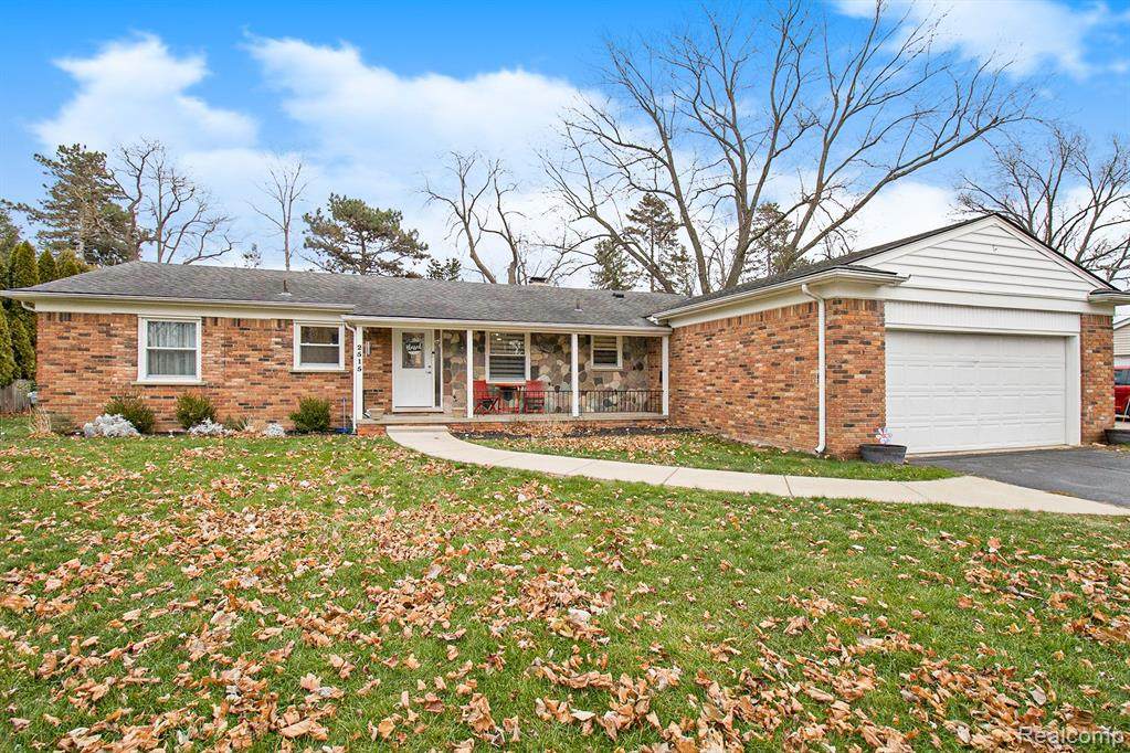 2515 Warwick Drive - Photo 1