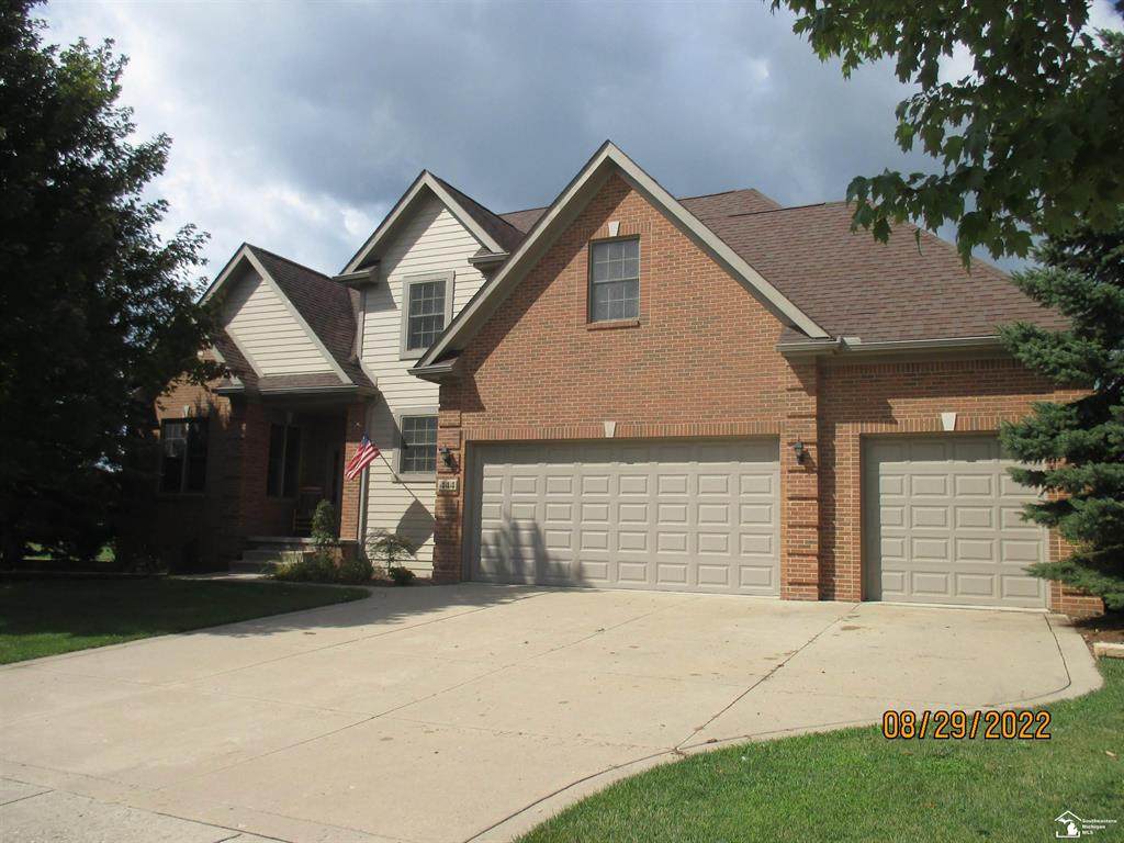 444 Corinth Circle - Photo 1