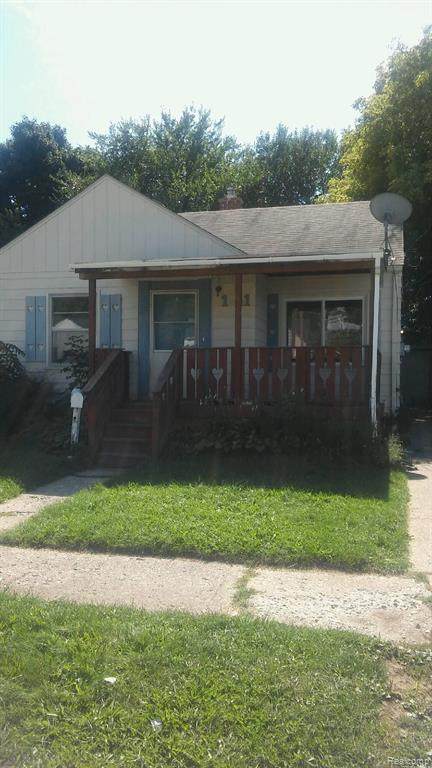 1141 Victoria Avenue - Photo 1