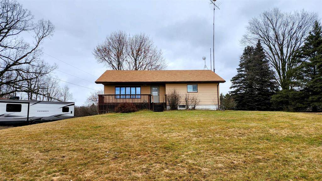 7980 Walton - Photo 1