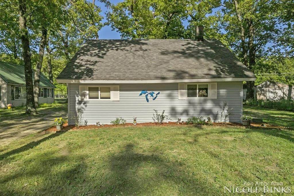 10878 Prospect - Photo 1