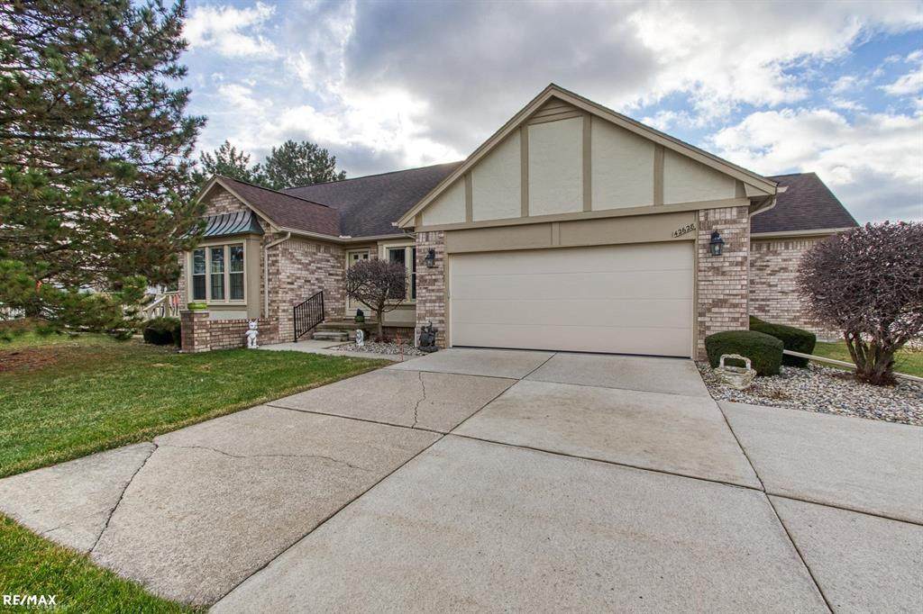 42628 Schienle Ln - Photo 1