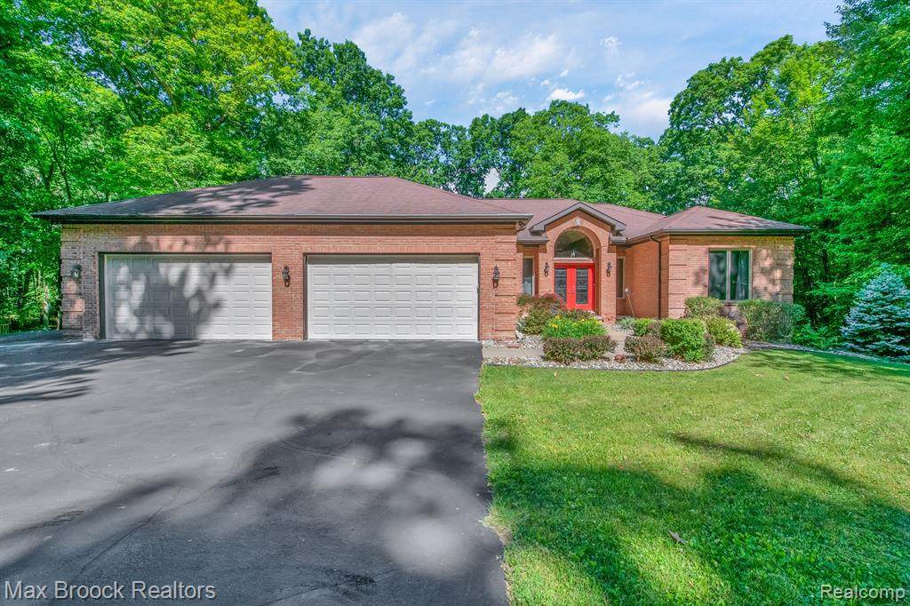 11200 Redberry - Photo 1