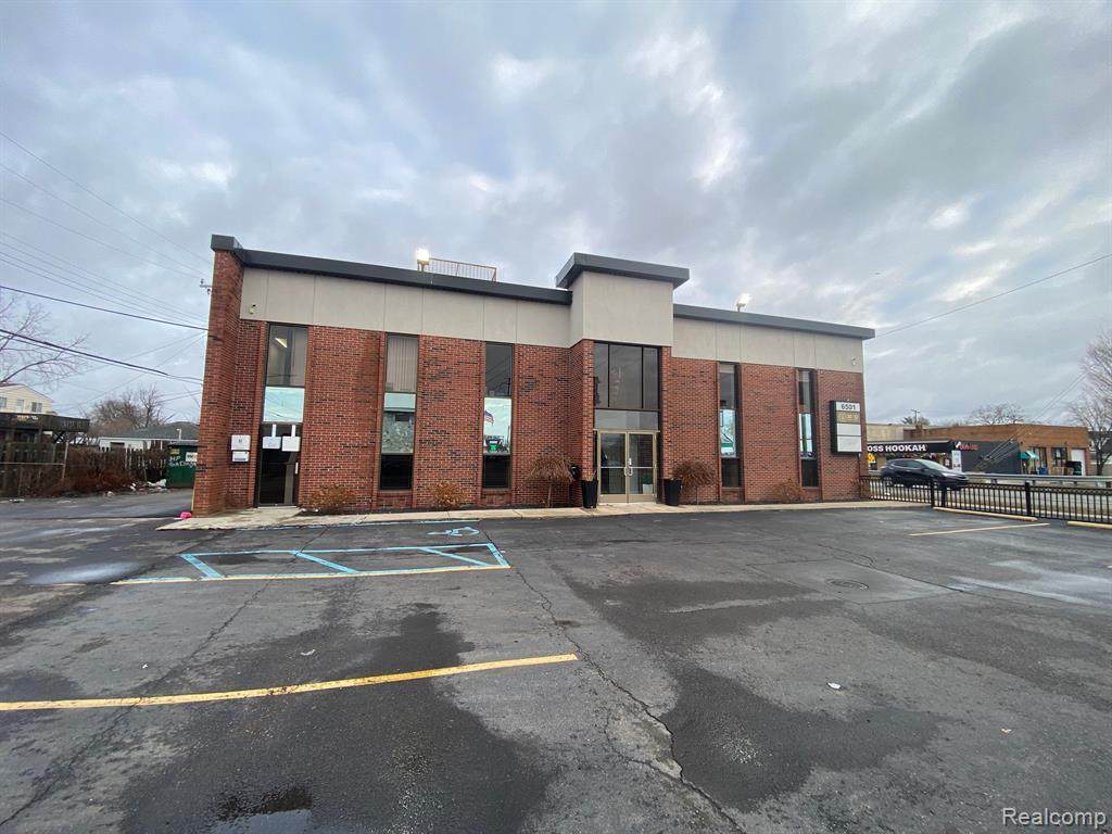 6501 Greenfield Road - Photo 1