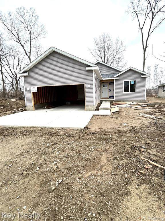13310 Strong Boulevard - Photo 1