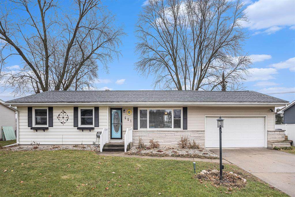 605 Devonshire Drive Drive - Photo 1