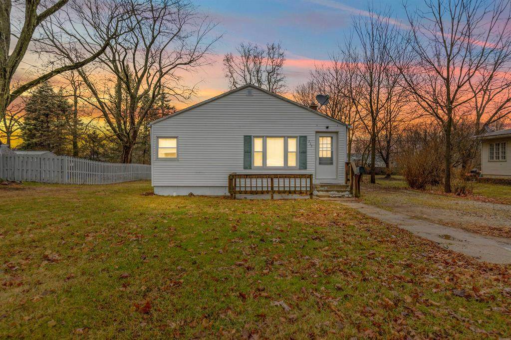 225 South Street - Photo 1