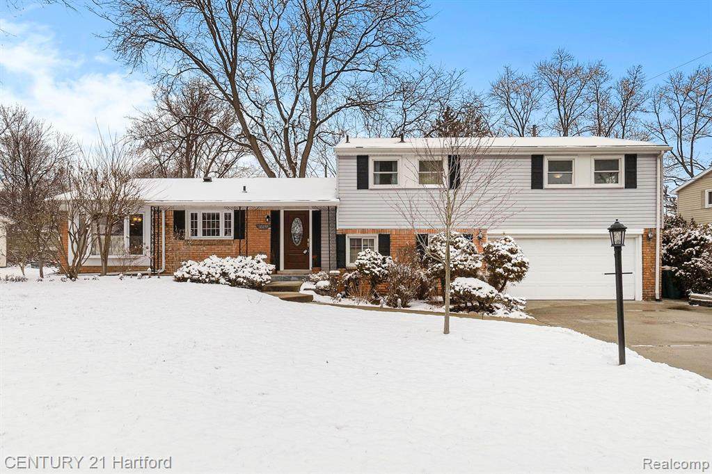 30248 Pipers Lane - Photo 1