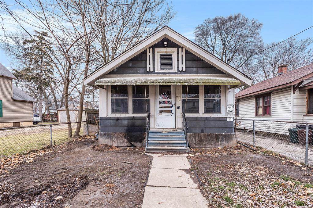 79 Kingman Avenue - Photo 1