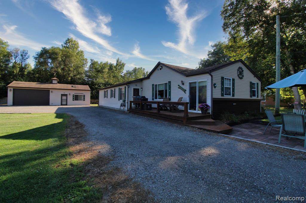 20860 Mckishnie Street - Photo 1