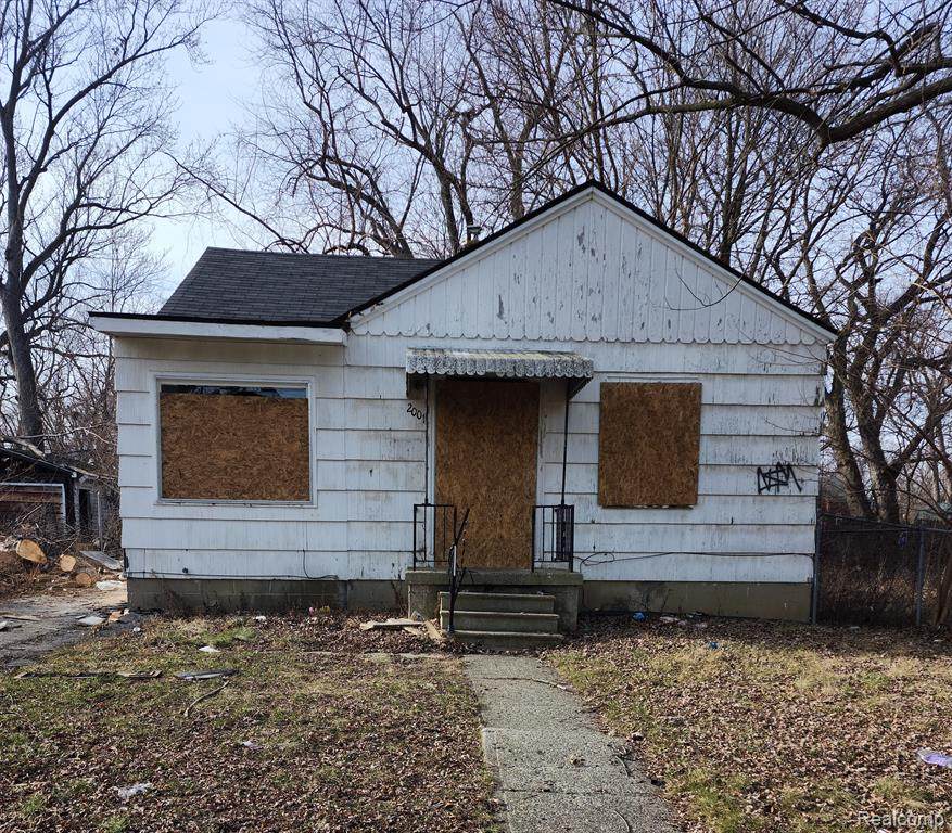 2001 Lynch Street - Photo 1