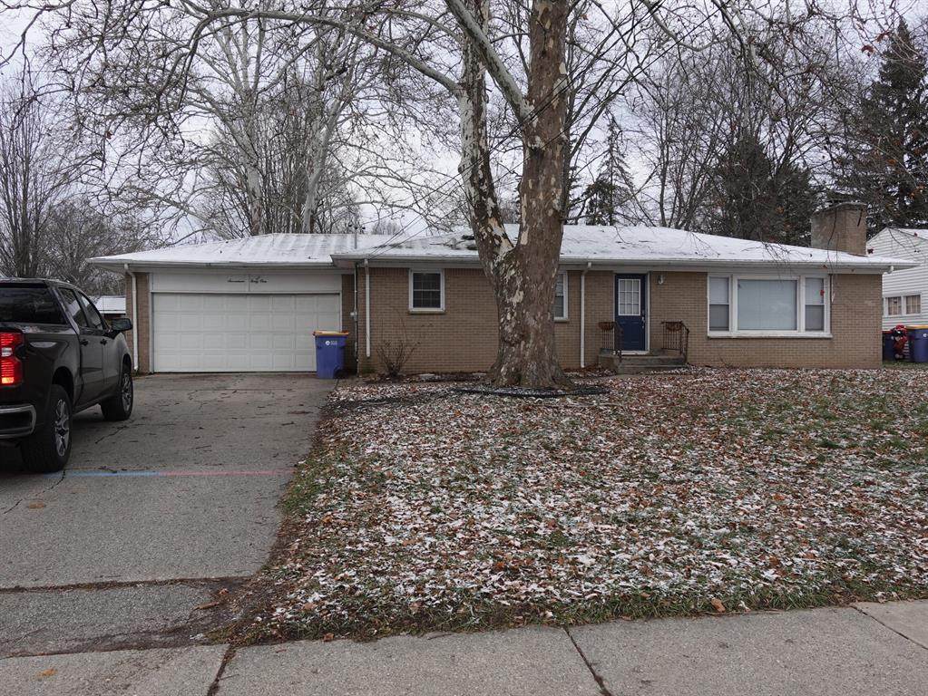 1741 32ND Street - Photo 1