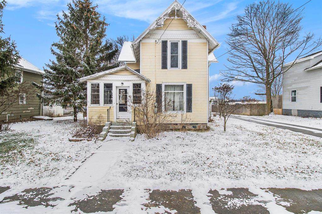 105 Elm Street - Photo 1