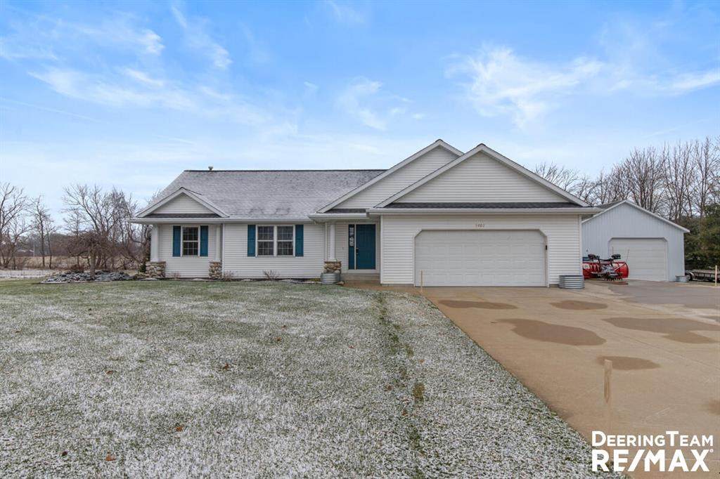 9409 Dakota Drive - Photo 1