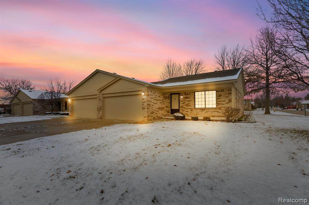 17007 Barbarosa Lane - Photo 1