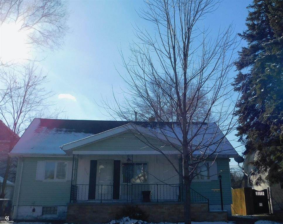 1710 White St - Photo 1