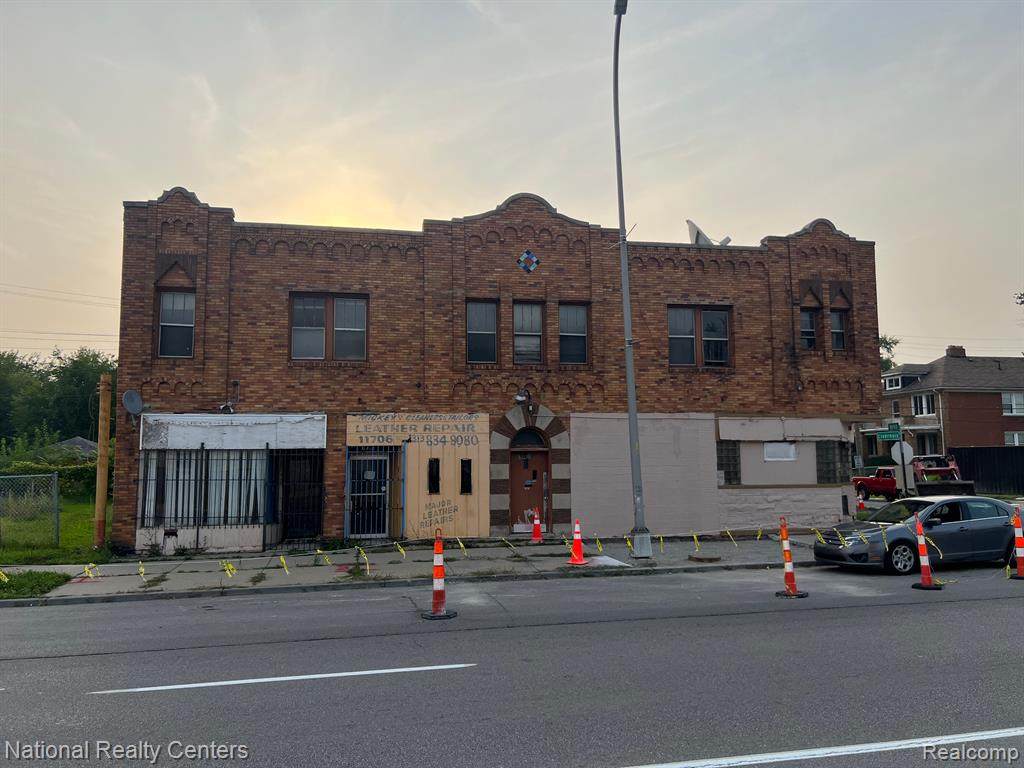11700 Livernois Avenue - Photo 1
