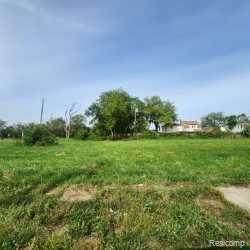 26165 Outer Drive - Photo 1