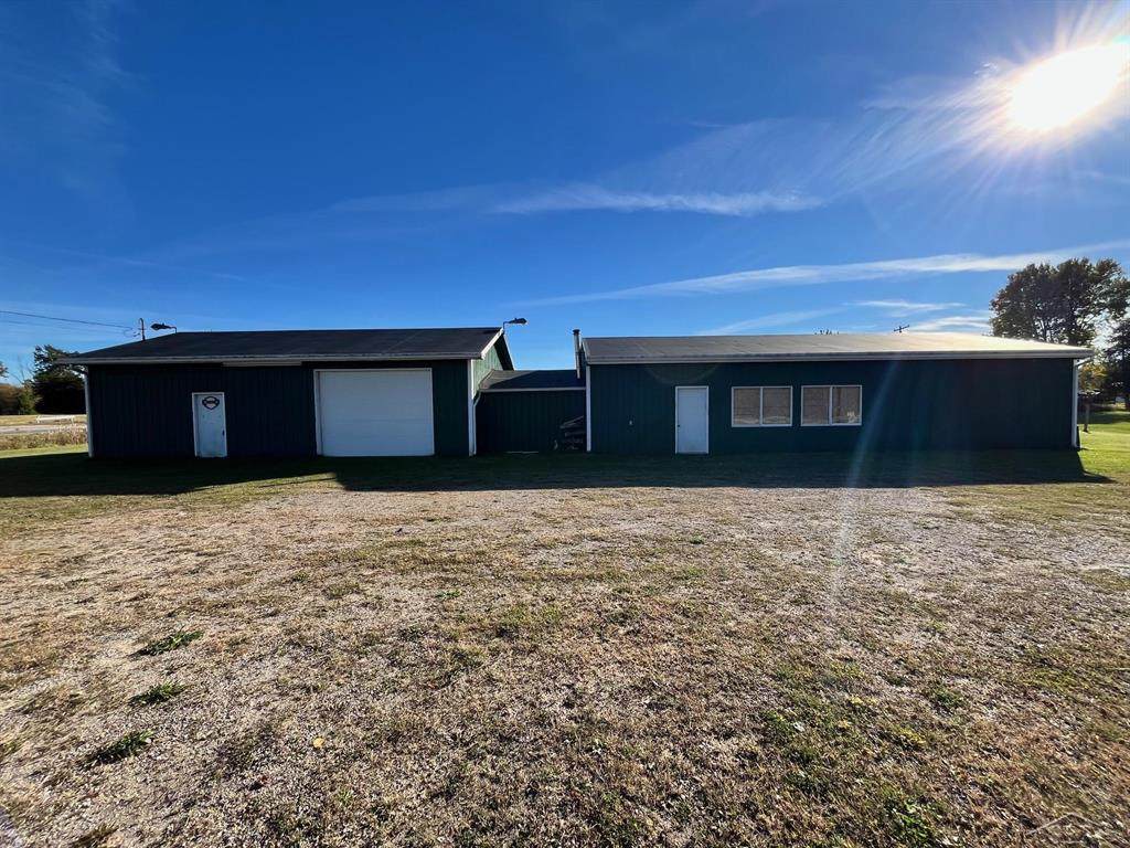 3994 Estey Road - Photo 1