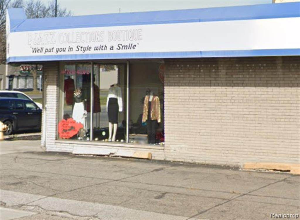 21206 Gratiot Avenue - Photo 1