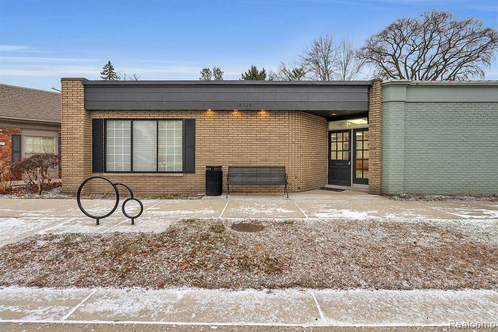 18120 Mack Avenue - Photo 1