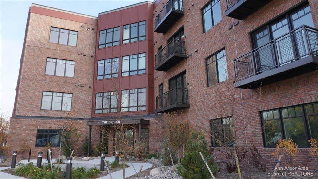 441 Ashley Street - Photo 1