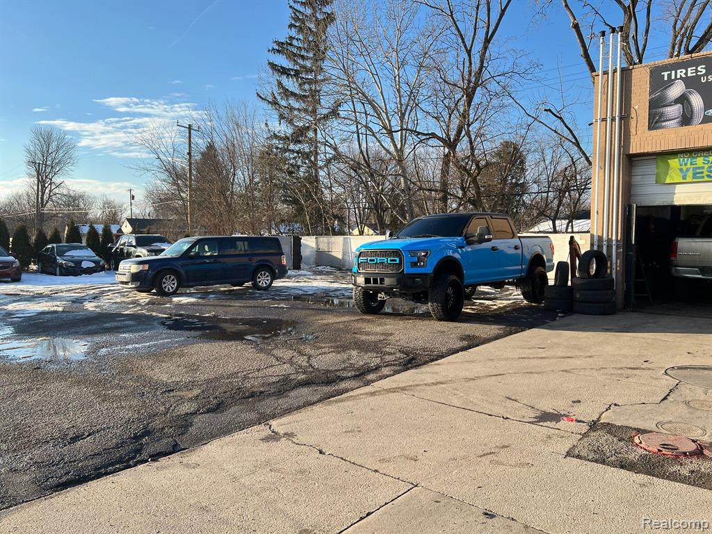 https://bt-photos.global.ssl.fastly.net/michigan/orig_boomver_1_623020998-2.jpg