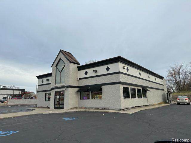 1252 Ballenger - Photo 1