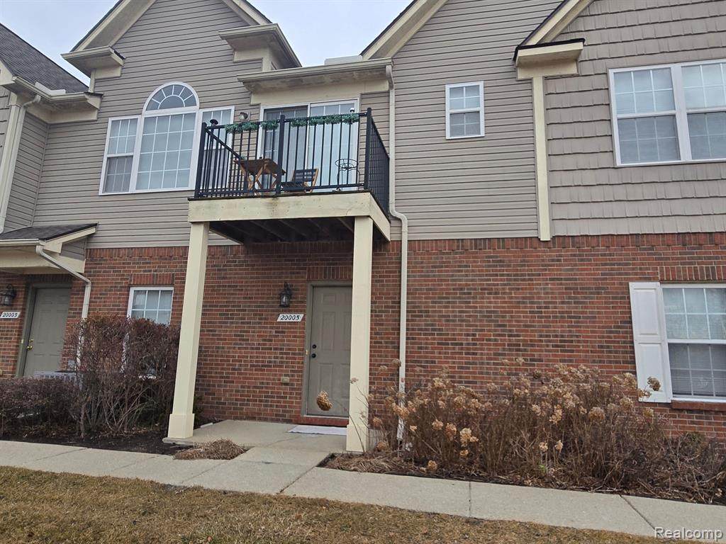 20005 Hidden Oaks Drive - Photo 1