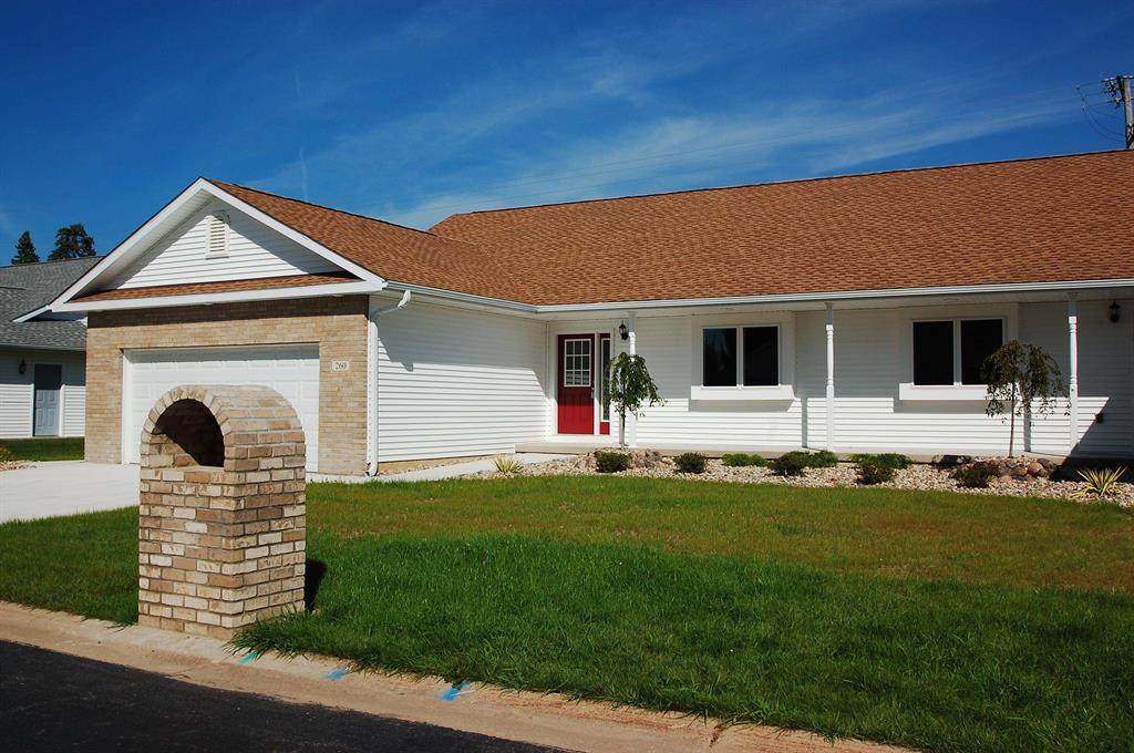 272 Windemere Place - Photo 1