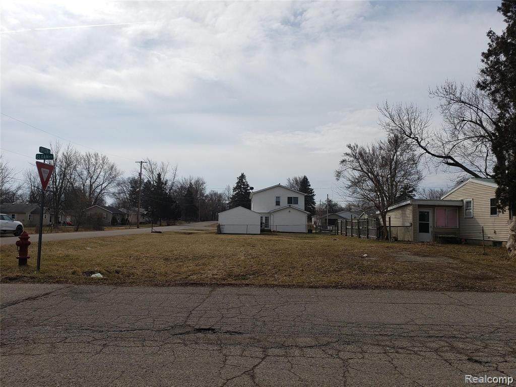 00 Sloan Heights - Photo 1